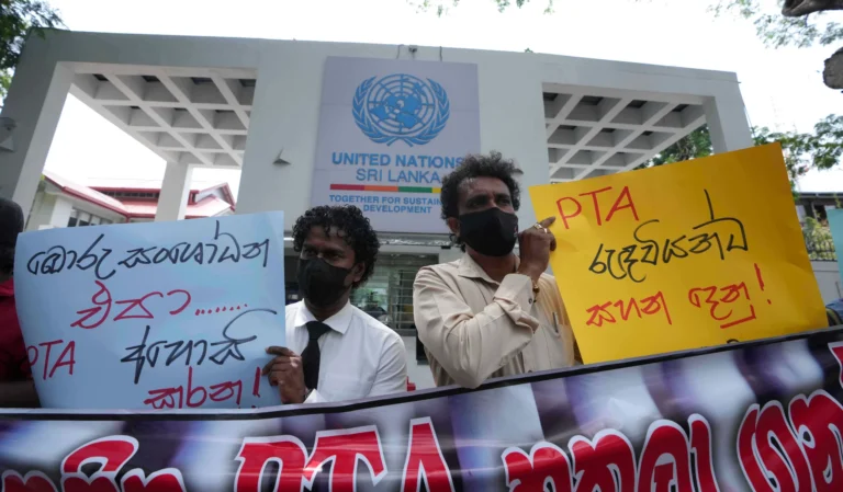 202209asia_srilanka_protest